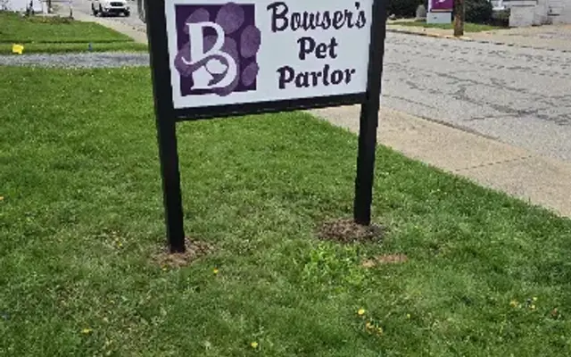 Bowser's Pet Parlor in Mars, PA