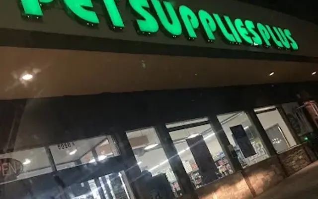 Pet Supplies Plus Dallas - Mockingbird Ln in Dallas, TX