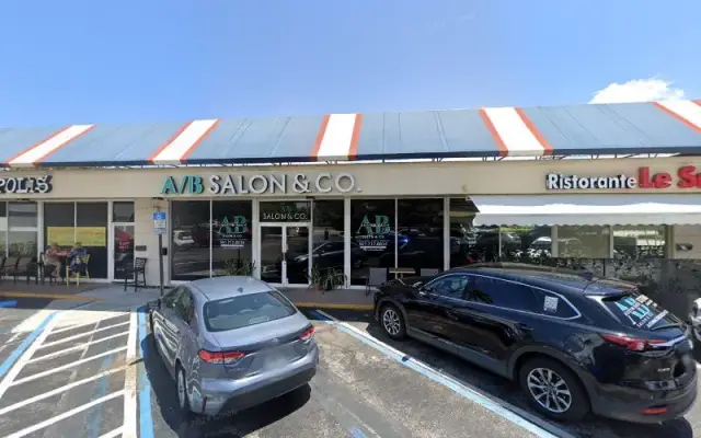 Grooming in Boca Raton, FL