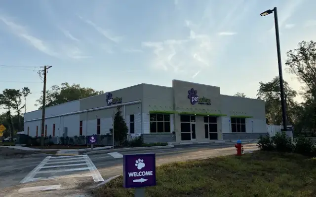 PetSuites Carrollwood in Tampa, FL