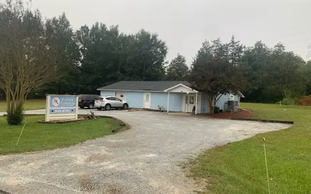 Canine Country Spa & Suites in Little Mountain, SC