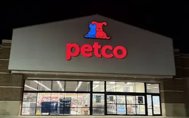 Petco in South Elgin, IL