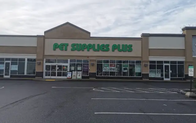 Pet Supplies Plus Nashua in Nashua, NH