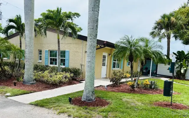 San Carlos Park Animal Hospital & Urgent Care in Fort Myers, FL