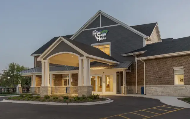 Lombard Veterinary Hospital in Lombard, IL