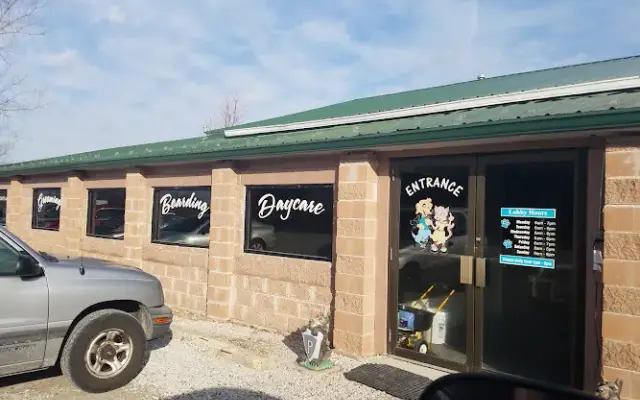 PetAgree Fun Lodge & Styling Salons in Brownsburg, IN