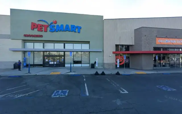 PetSmart Grooming in Van Nuys, CA
