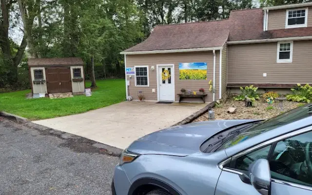 Paw Prints Dog Grooming in Williamsport, PA