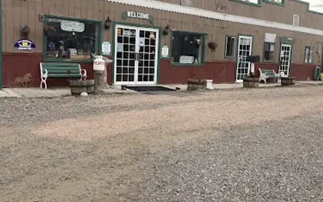 Willow Run Feed & Supply in Broomfield, CO