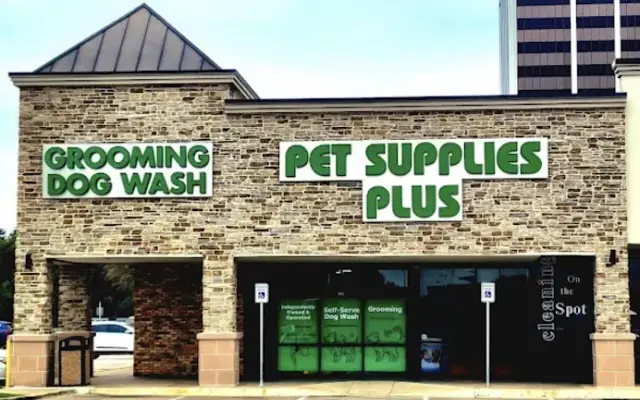 Pet Supplies Plus Pepper Square in Dallas, TX