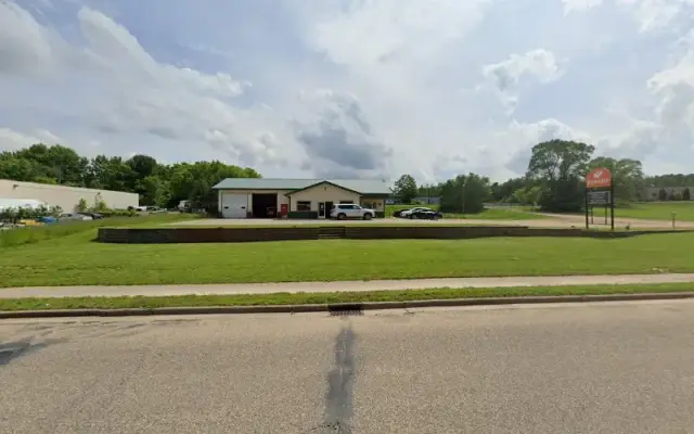 Denise's Pet Parlor in Somerset, WI