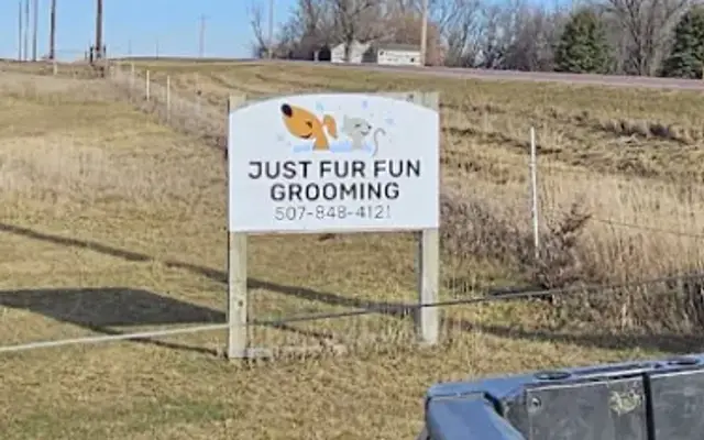 Just Fur Fun Grooming in Fairmont, MN
