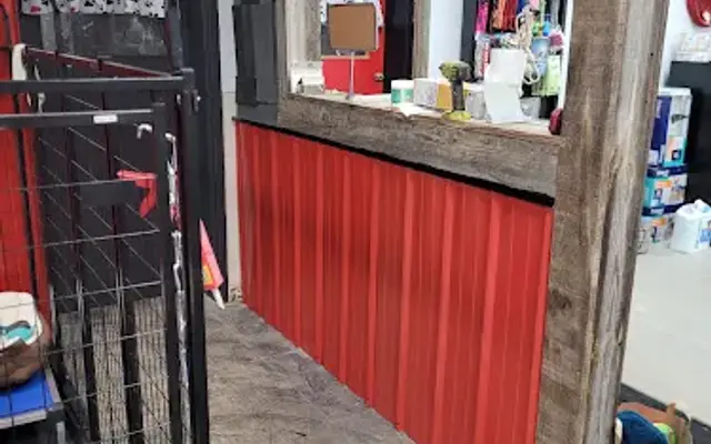 Bark & Bath Pet Salon and Boarding Too in Seneca, PA