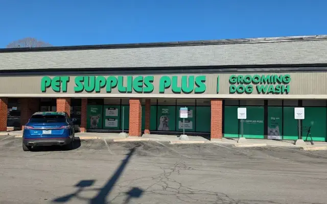 Pet Supplies Plus Broad Ripple Grooming in Indianapolis, IN