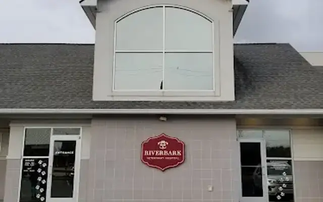 Riverbark Veterinary Hospital in Spring Lake, NC