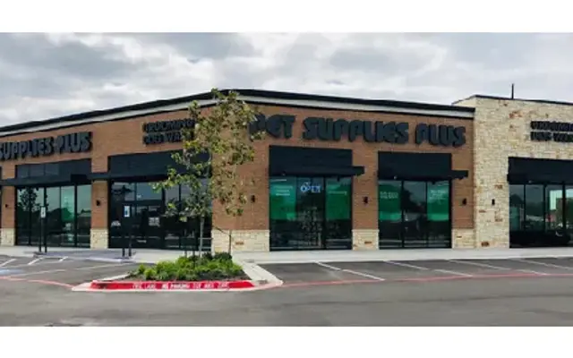 Pet Supplies Plus Shops at Young Ranch in Brookshire, TX