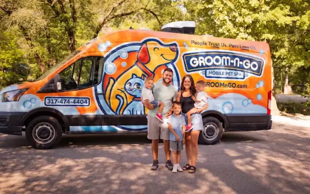 Groom-N-Go in Franklin, IN