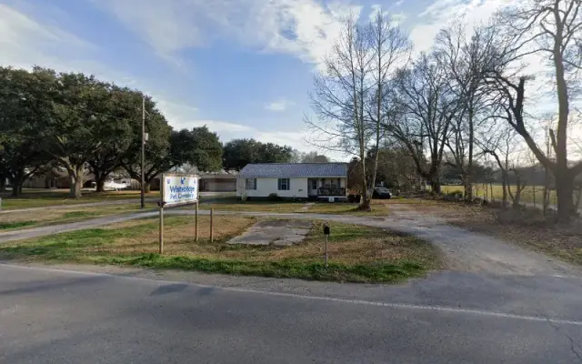Country Kennel in Lafayette, LA