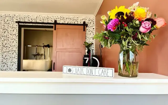 The Groom Room in Hedrick, IA
