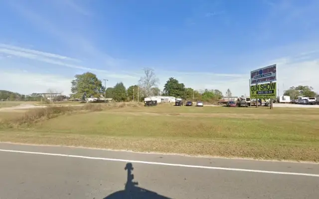 Southern Dog Bar in Robertsdale, AL