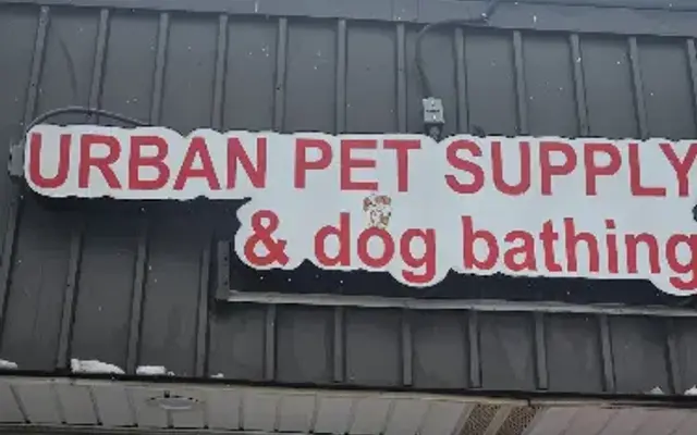 Urban pet supply and dog grooming in Southfield, MI