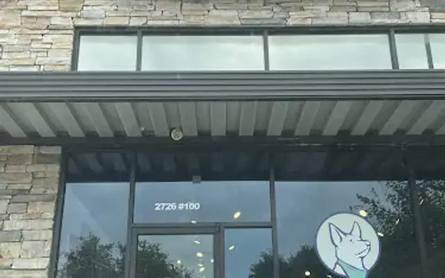Loyl's Natural Pet Grocery & Groomery in Houston, TX