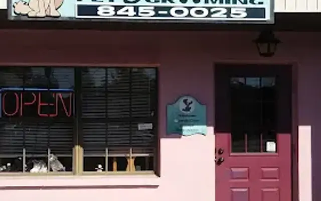 Dog Patch Dog Grooming in New Port Richey, FL