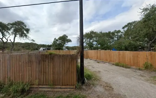 Robason Farms Pet Salon in Rockport, TX