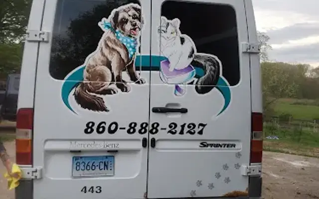 Scruffy to Fluffy Pet Spa LLC in Coventry, CT