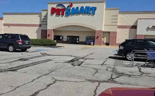 PetSmart in Shawnee, KS