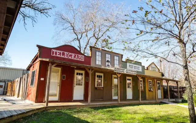 Houston Dog Ranch in Houston, TX