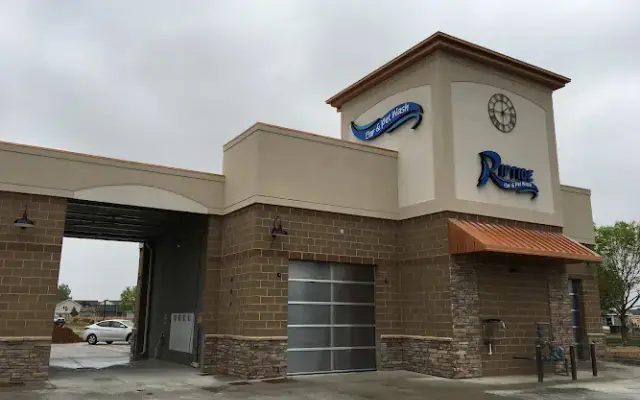Colorado Rapid Car and Pet Wash in Longmont, CO