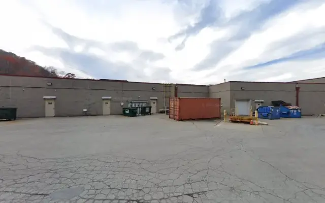 Pet Supplies Plus White Oak Grooming in White Oak, PA