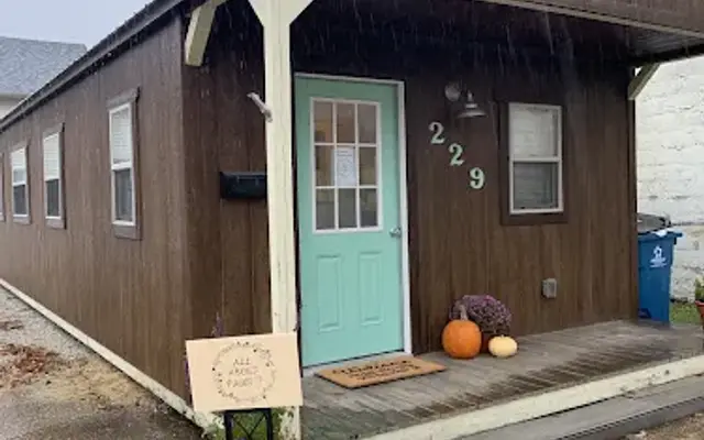All About Paws in Lexington, IL