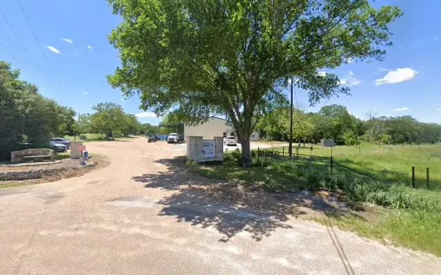 Creative PAWS in Round Top, TX