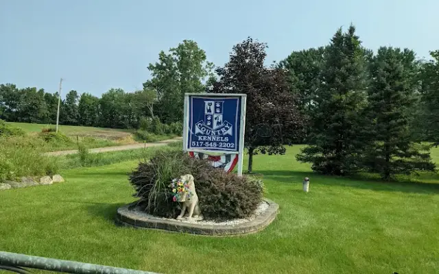 Country Kennels in Fenton, MI