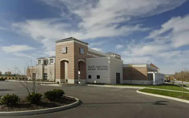 South Suburban Animal Hospital in Perrysburg, OH
