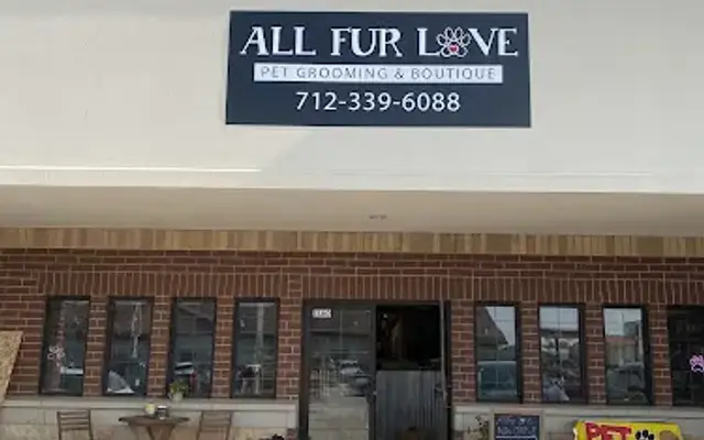 All Fur Love Pet Grooming & Boutique in Spirit Lake, IA