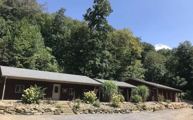 Canine Cabins Luxury Dog Retreat in Pittsburgh, PA