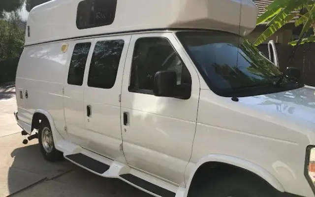 Bens Mobile Dog Spa LLC in Pacific Palisades, CA