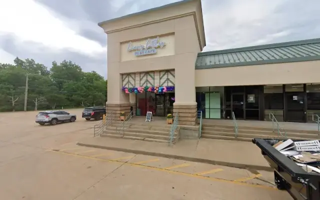 The Woof Wash Shop in Stillwater, OK