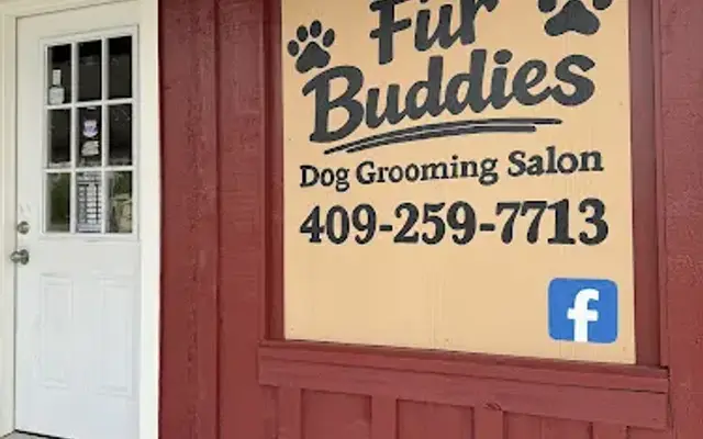 Fur Buddies Dog Grooming Salon, LLC in Kountze, TX