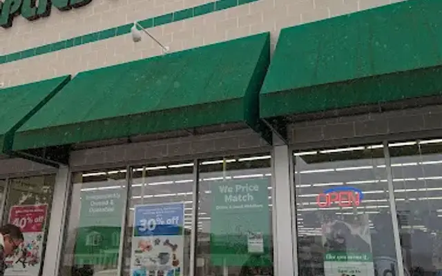 Pet Supplies Plus Westmont in Westmont, IL
