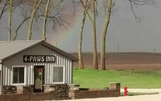 4 Paws Inn-Boarding & Grooming in Humboldt, IA