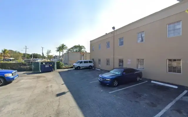 1st Class Pups LLC in Miami Gardens, FL