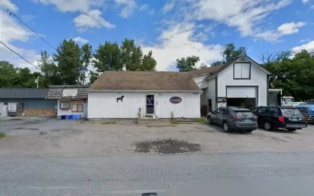 Jazzy Styles Pet Grooming in Richmond, VT