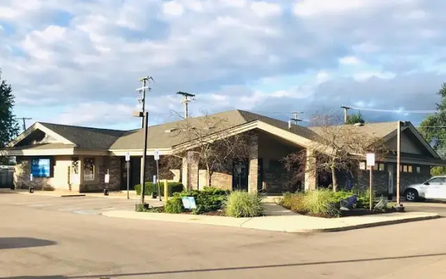 Roadside Veterinary Clinic in Highland, MI
