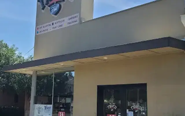 Pawsh Place | Veterinary Center & Boutique in Vacaville, CA