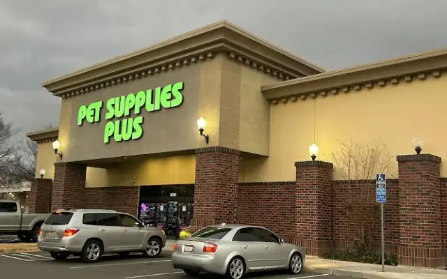 Pet Supplies Plus Woodland in Woodland, CA