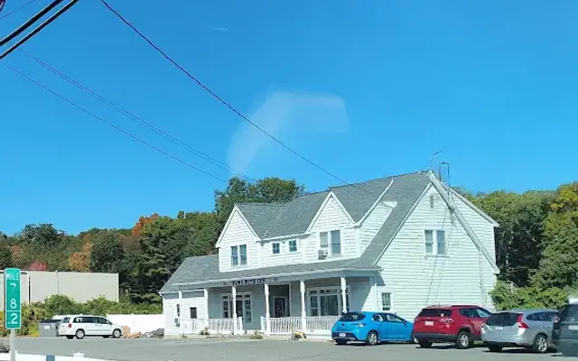 Paws With Inn in Ipswich, MA